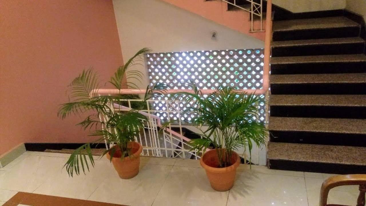 Gunrock Manor Hotel Secunderabad Exterior photo